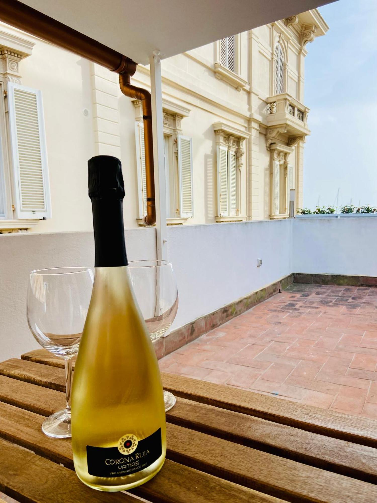 Vicomillesuites Cagliari Bagian luar foto